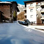 Hostel Walser *