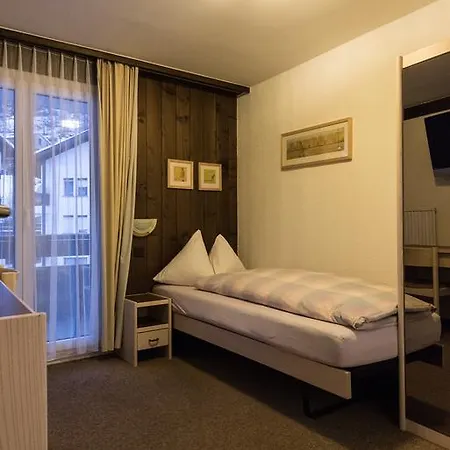 Auberge de jeunesse Walser *